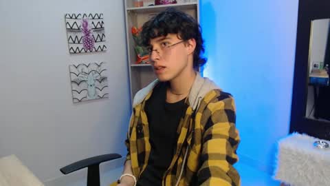 jeam_hot online show from 01-22-25, 09:43