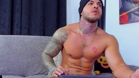 Jean  axelcrow       Modelo Independiente online show from 01-24-25, 08:13