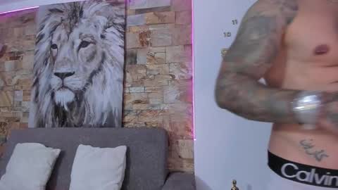 Jean  axelcrow       Modelo Independiente online show from 11-21-25, 07:18