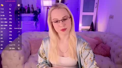 Jean online show from 11-26-25, 09:16