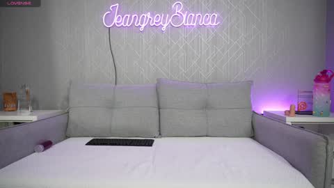 Bianca online show from 01-28-25, 11:50