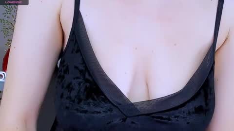 jeanniefox_ online show from 02-12-25, 01:37