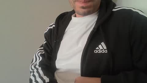 Snapshot of jeanpierbello7 chatting on 12-04-24, 02:59 jean pier bello Silva online show from 12-04-24, 02:59