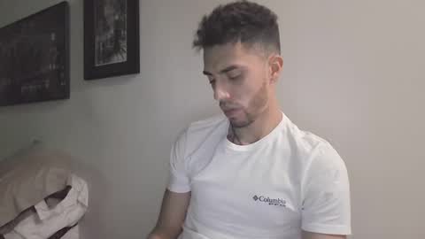 Snapshot of jeanpierbello7 chatting on 12-15-24, 02:08 jean pier bello Silva online show from 12-15-24, 02:08