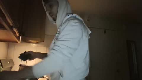 Snapshot of jeanpierbello7 chatting on 12-16-24, 06:32 jean pier bello Silva online show from 12-16-24, 06:32