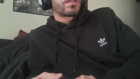 Snapshot of jeanpierbello7 chatting on 01-10-25, 07:11 jean pier bello Silva online show from 01-10-25, 07:11