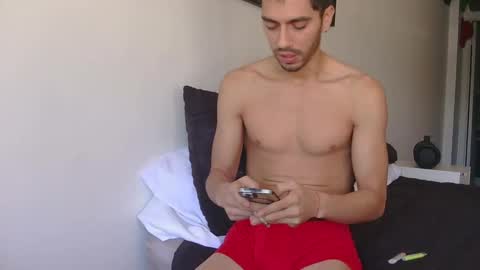 Snapshot of jeanpierbello7 chatting on 10-17-25, 06:54 jean pier bello Silva online show from 10-17-25, 06:54