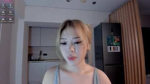 jee__son online show from 12-18-25, 04:07