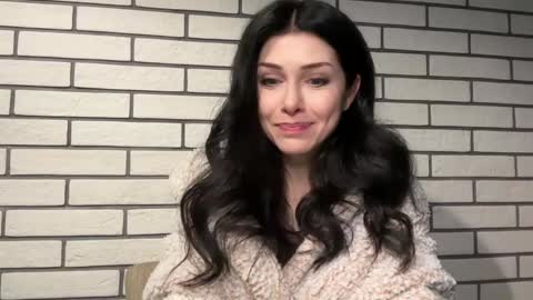 Snapshot of jeffreycola chatting on 11-29-25, 07:17 jennifer bones online show from 11-29-25, 07:17