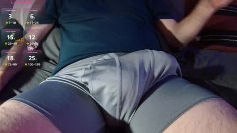 Snapshot of jeffsteel chatting on 09-28-25, 01:16 Jeff online show from 09-28-25, 01:16