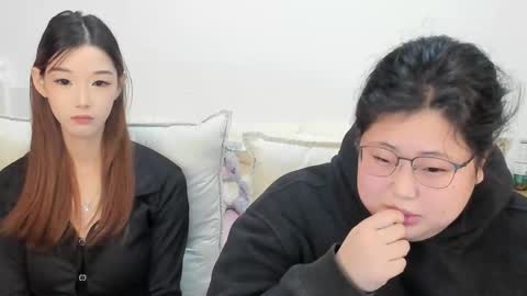 Snapshot of jelenaania chatting on 12-02-25, 06:47 jelenaania online show from 12-02-25, 06:47