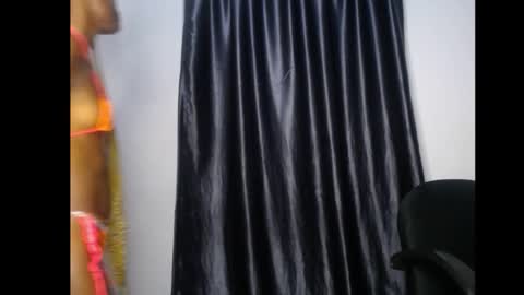 Linda online show from 10-25-25, 05:19