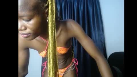 Linda online show from 10-28-25, 05:37