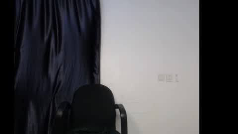 Linda online show from 11-16-25, 05:40