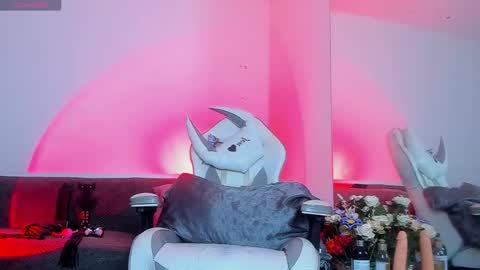 jen online show from 10-25-25, 07:49