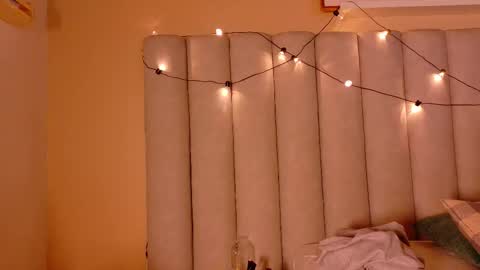 Jena  online show from 12-02-25, 08:04