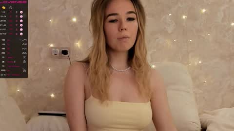 EvaSileZ online show from 10-07-25, 03:53