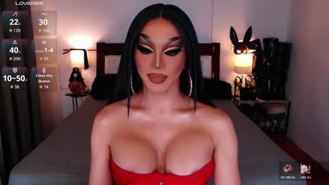 Snapshot of jenifers_body chatting on 11-26-25, 04:57 Queen Jenifer online show from 11-26-25, 04:57