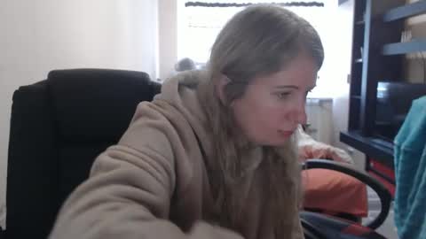 JenisAndPeter online show from 02-20-25, 10:05