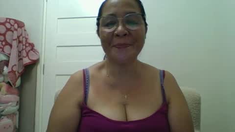 Snapshot of jenky0416 chatting on 11-05-25, 11:21 jenky0416 online show from 11-05-25, 11:21