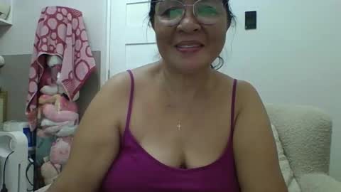 Snapshot of jenky0416 chatting on 11-05-25, 11:38 jenky0416 online show from 11-05-25, 11:38