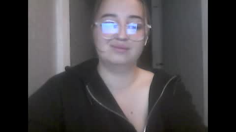 Snapshot of jennaldirl chatting on 10-17-25, 08:44 JennalDirl online show from 10-17-25, 08:44