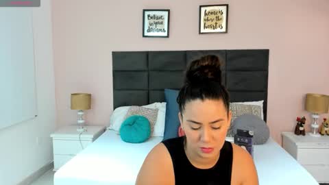 Snapshot of jenner_madison chatting on 11-12-25, 11:10 jenner_madison online show from 11-12-25, 11:10