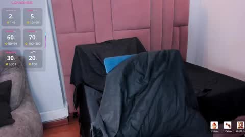 Snapshot of jennierosse chatting on 02-14-26, 12:13 Jennie online show from 02-14-26, 12:13