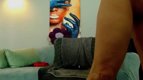 jenniferreys online show from 11-26-25, 06:47