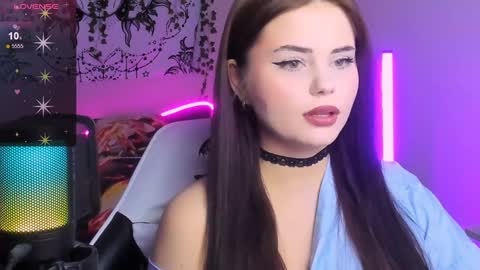 Snapshot of jenniferwandis77 chatting on 12-20-24, 04:14 Jenni online show from 12-20-24, 04:14