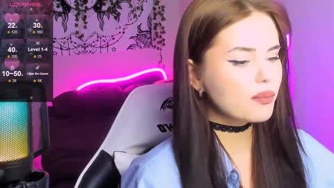 Snapshot of jenniferwandis77 chatting on 12-20-24, 09:06 Jenni online show from 12-20-24, 09:06