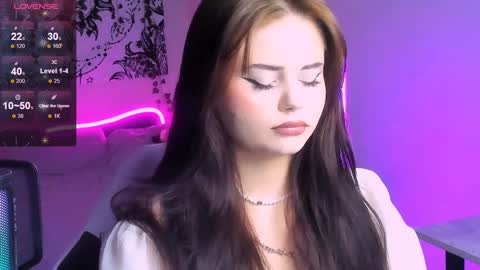 Snapshot of jenniferwandis77 chatting on 12-22-24, 06:15 Jenni online show from 12-22-24, 06:15