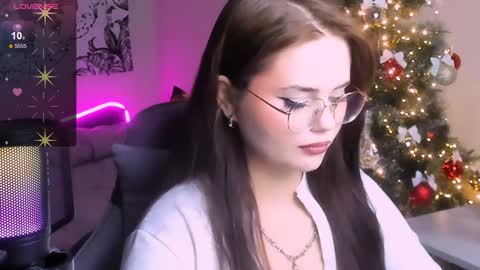 Snapshot of jenniferwandis77 chatting on 12-28-24, 04:30 Jenni online show from 12-28-24, 04:30