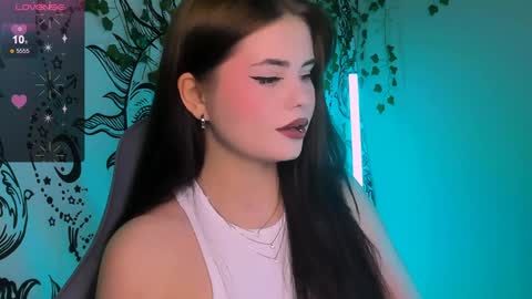 Snapshot of jenniferwandis77 chatting on 01-31-25, 07:08 Jenni online show from 01-31-25, 07:08