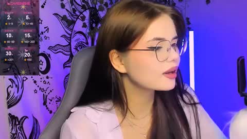 Snapshot of jenniferwandis77 chatting on 02-23-25, 10:09 Jenni online show from 02-23-25, 10:09