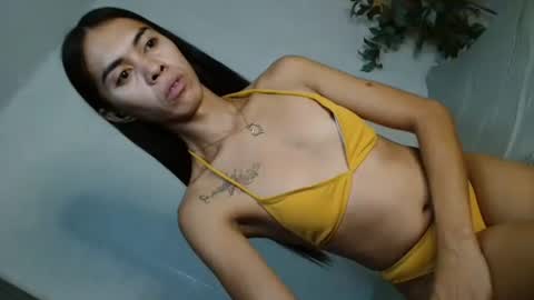 PRETTY JENNY online show from 12-13-25, 09:09