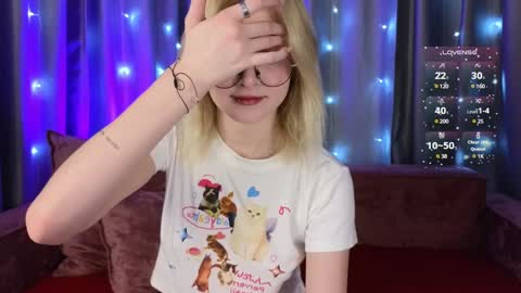 jenny_bunny_ online show from 12-22-24, 07:44