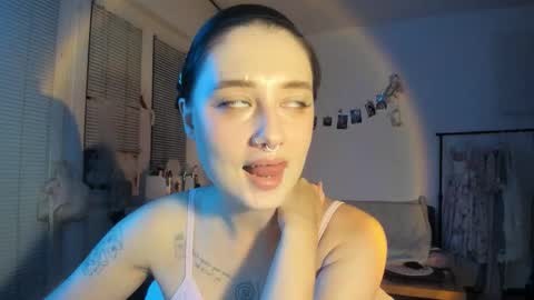 Jennifer Jenny Darling   online show from 09-24-25, 06:33