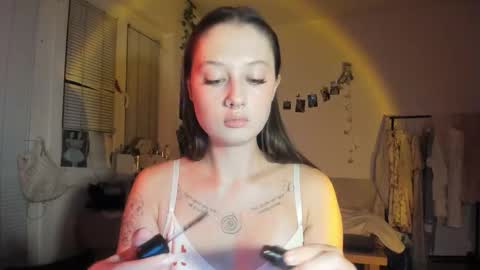 Jennifer Jenny Darling   online show from 09-28-25, 06:02