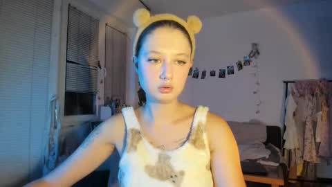 Jennifer Jenny Darling   online show from 11-02-25, 07:27