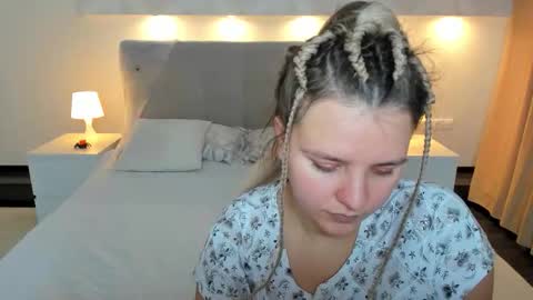 Jenny online show from 10-29-25, 09:33