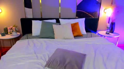 Jennt online show from 02-27-25, 07:12