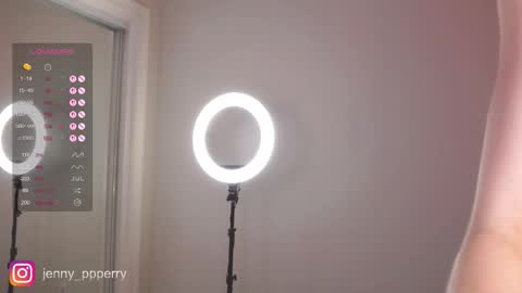 Snapshot of jenny_perry chatting on 10-11-25, 12:54 Jenny Instagram jenny ppperry NEXT LIVE TUESDAY online show from 10-11-25, 12:54