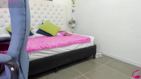 jenny_stark online show from 10-10-25, 06:51