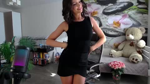 Snapshot of jennycutey chatting on 12-05-24, 04:42 jennycutey online show from 12-05-24, 04:42