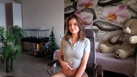 Snapshot of jennycutey chatting on 01-18-25, 04:04 jennycutey online show from 01-18-25, 04:04