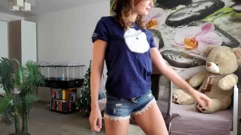 Snapshot of jennycutey chatting on 01-22-25, 04:02 jennycutey online show from 01-22-25, 04:02