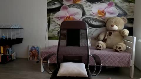 Snapshot of jennycutey chatting on 02-27-25, 03:47 jennycutey online show from 02-27-25, 03:47