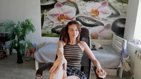 Snapshot of jennycutey chatting on 09-11-25, 04:34 jennycutey online show from 09-11-25, 04:34