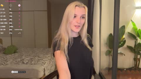 Snapshot of jennytime chatting on 12-12-24, 05:04 Jen online show from 12-12-24, 05:04